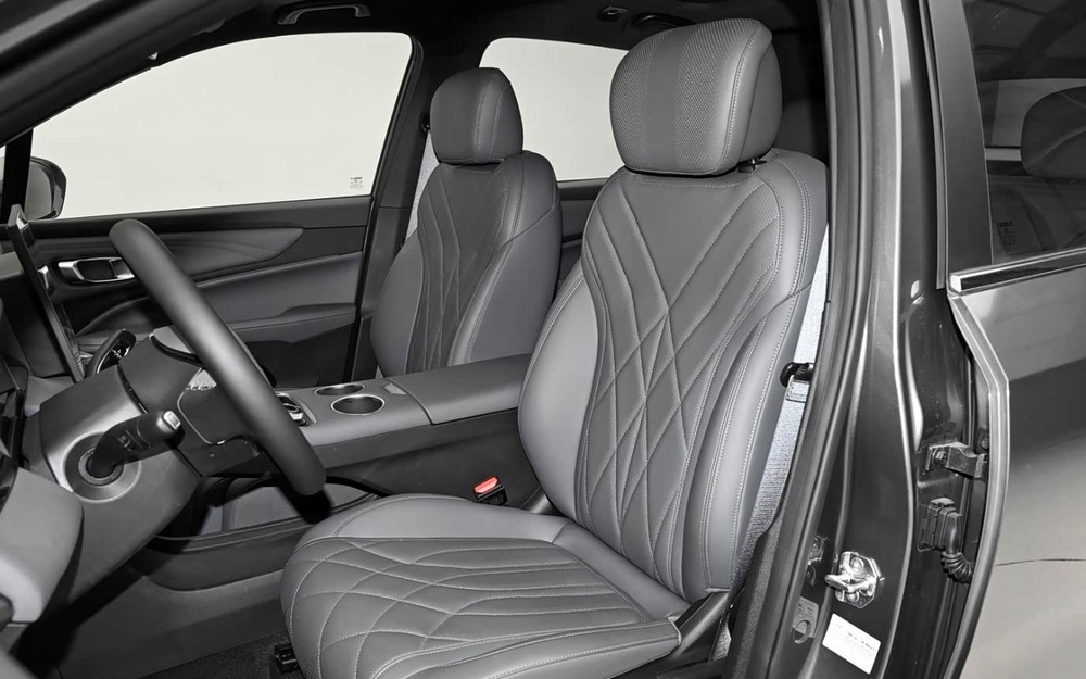 Интерьер Geely Boyue REV (Atlas)