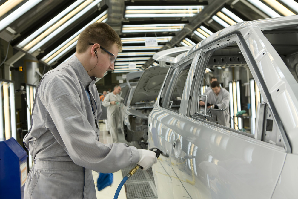 Российский автопром перевели на ежемесячные субсидии