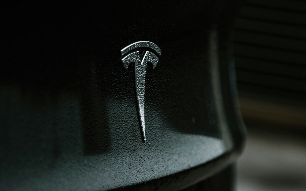Tesla продолжает отрицать вину в смертях по вине автопилота: замято еще одно дело