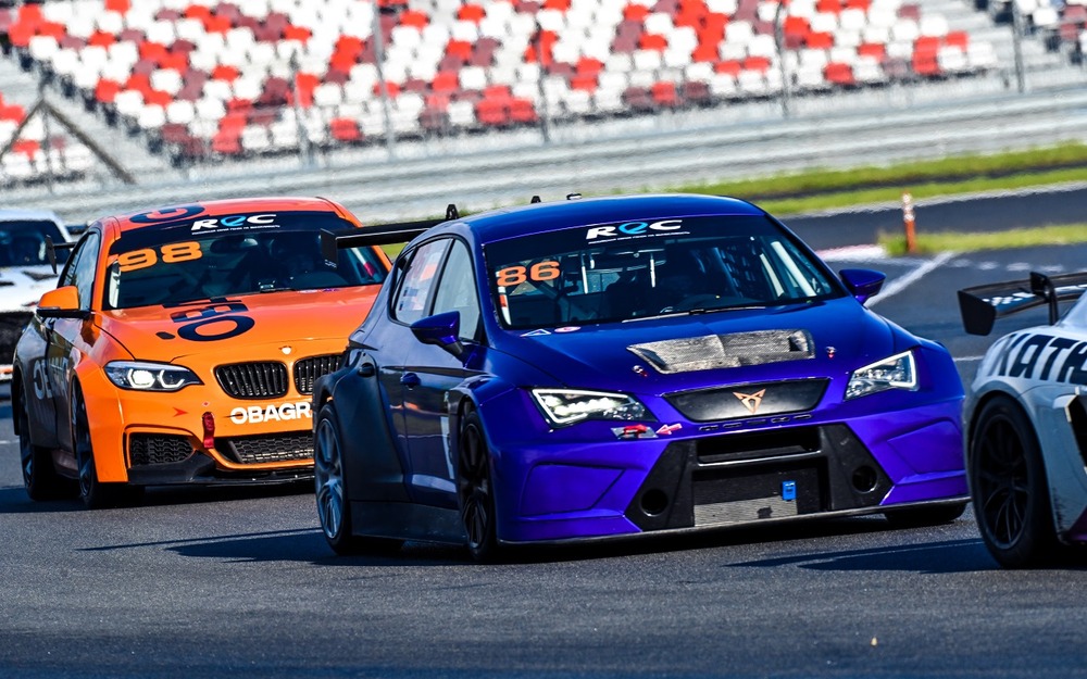 «Cкрутить» Porsche до 250 сил на тонну, или Инженерный детектив на Moscow Raceway