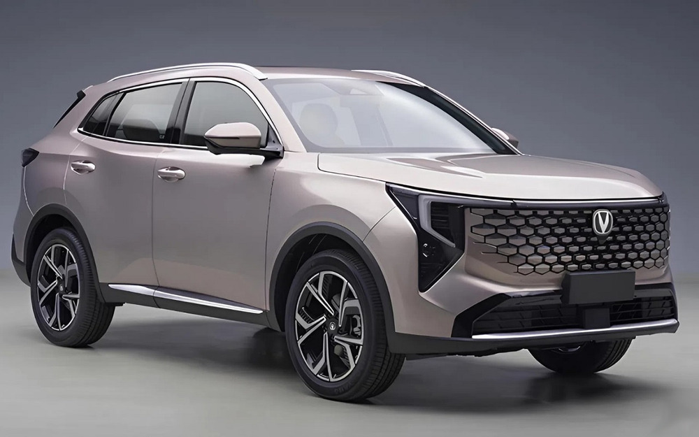 Мощный движок, полный привод - новое поколение популярной в РФ марки!