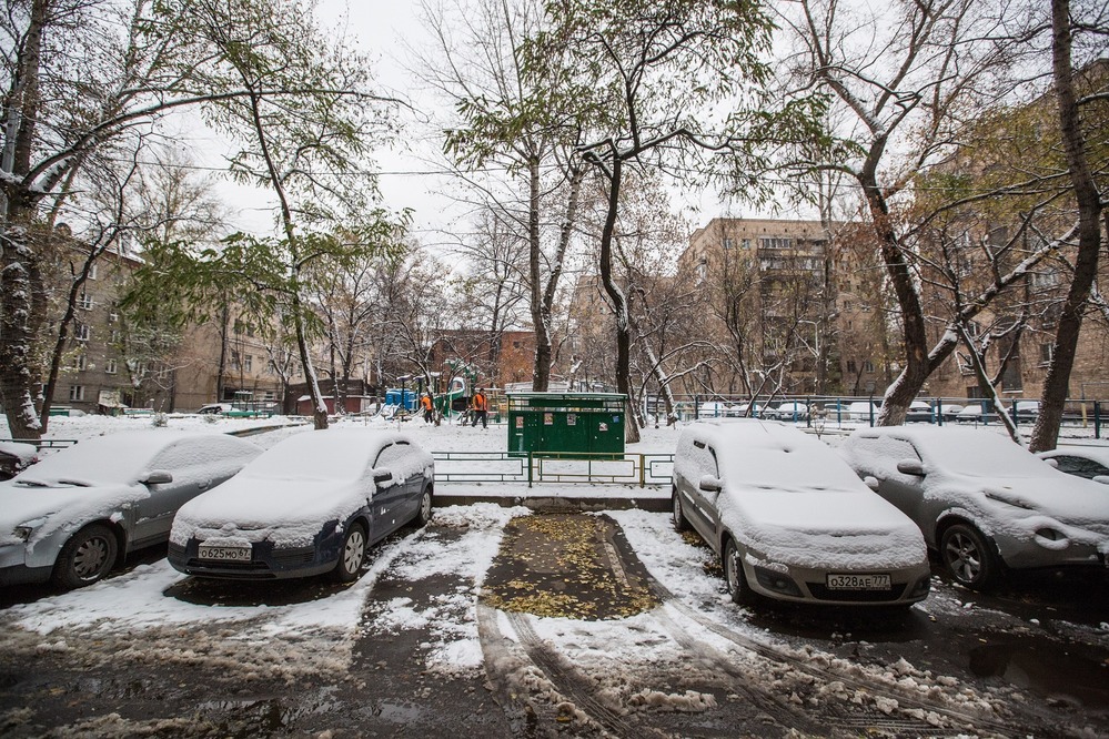 Полиция поймала мигранта, укравшего иномарку с помощью эвакуатора 