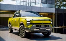 В длину  Nissan Frontier Pro переваливает за 5,5 м, база - 3,3 м.