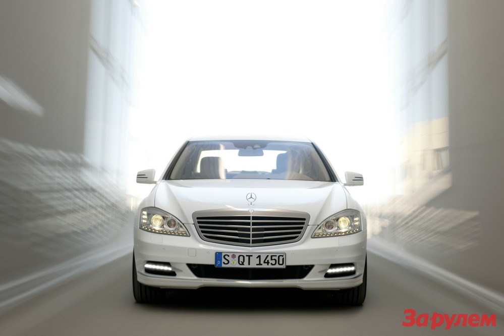 Mercedes-Benz S-klasse 300 Long пришел в Россию