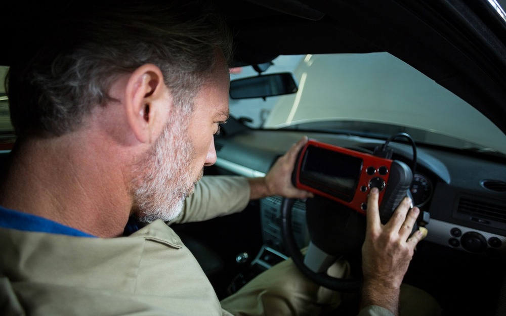 Как распознать поломку автомобиля по странным звукам