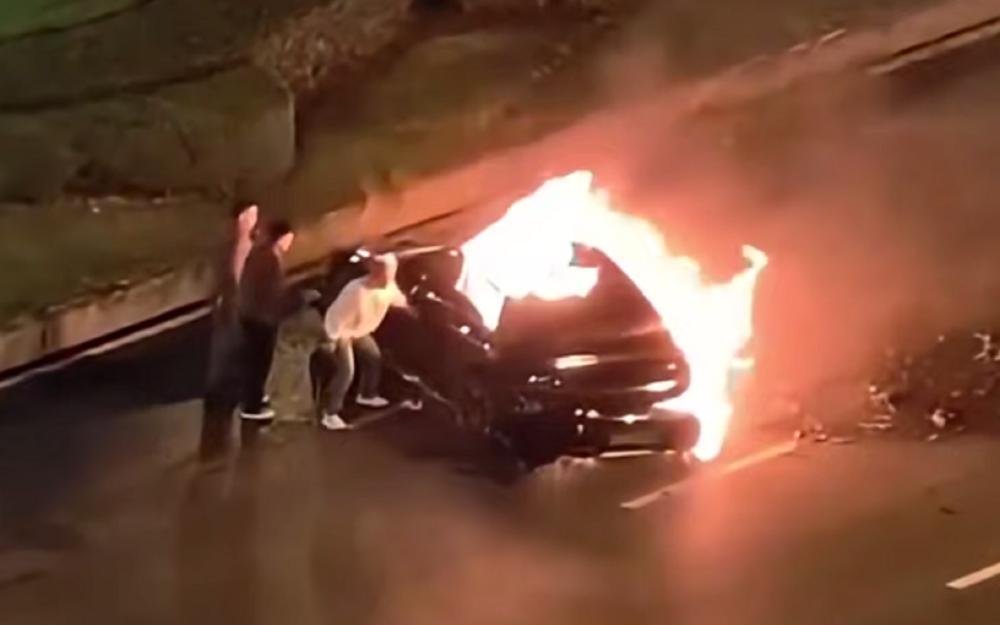 Электромобиль Xiaomi сгорел - почему это произошло?