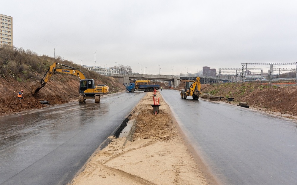 Транспортную связь на юго-западе столицы улучшат новой дорогой и переходами