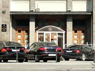 Минфин против замены чиновничьего транспорта компенсацией