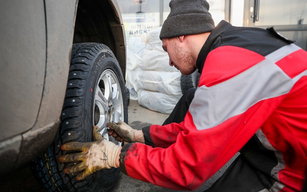 Зимние шины: как переставить колеса для равномерного износа