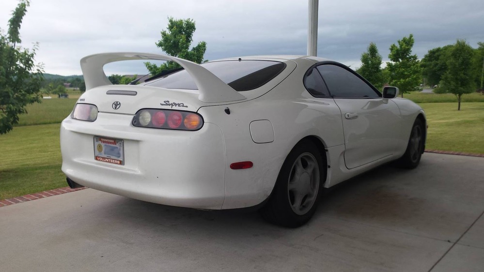 Старая Toyota Supra намотает миллион километров