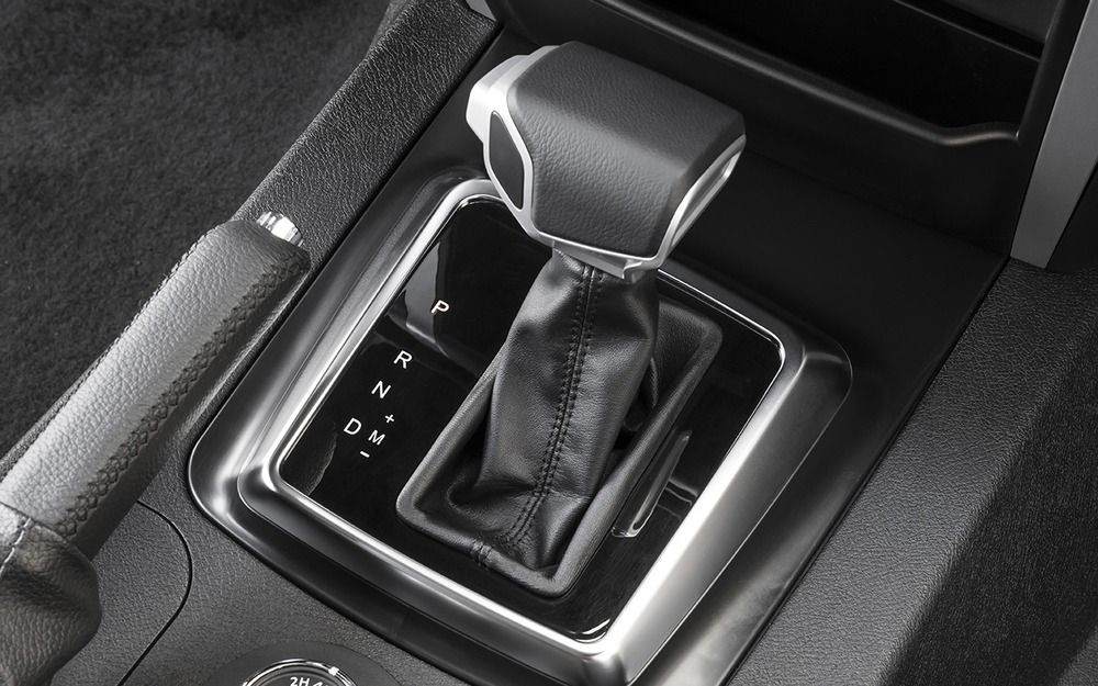 Этот российский внедорожник вновь получит коробку-автомат