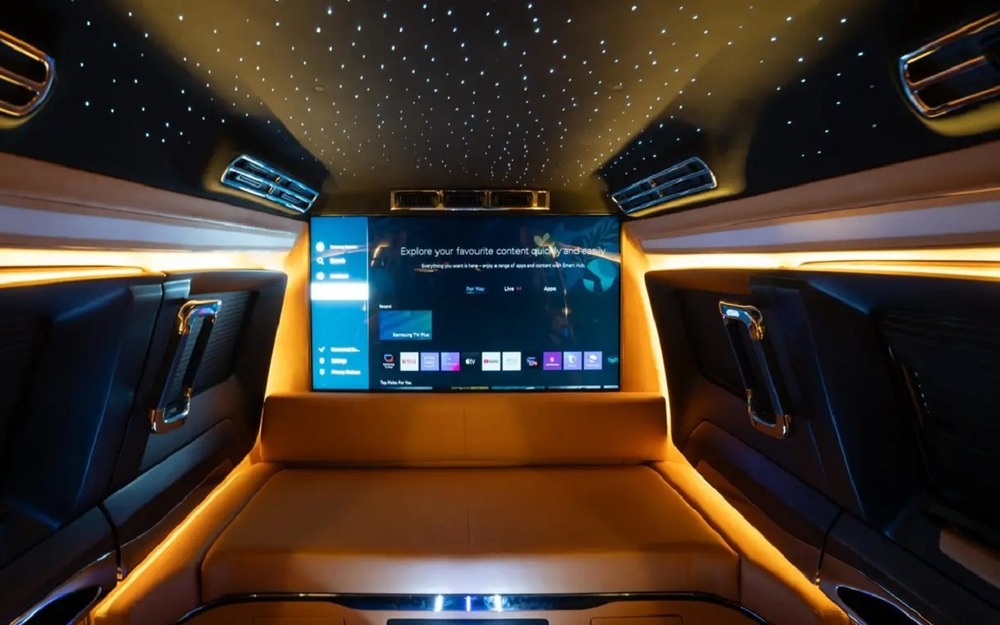 Toyota Land Cruiser 300 by DC Design