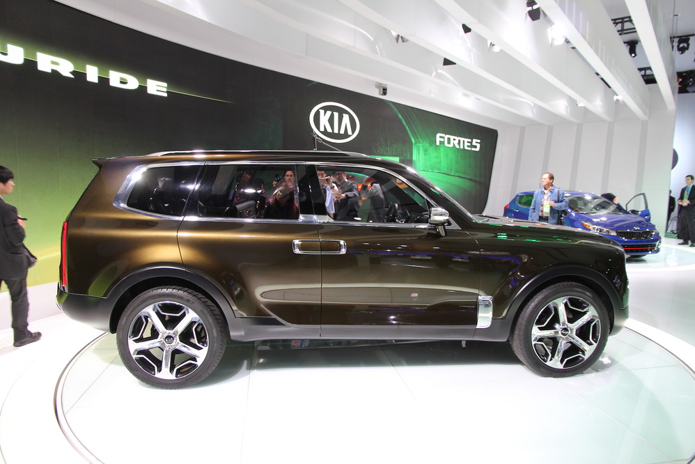 Kia Telluride Concept: урок химии и стиля