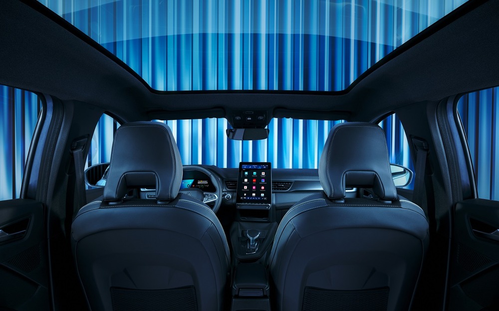 Интерьер Renault Symbioz 2025