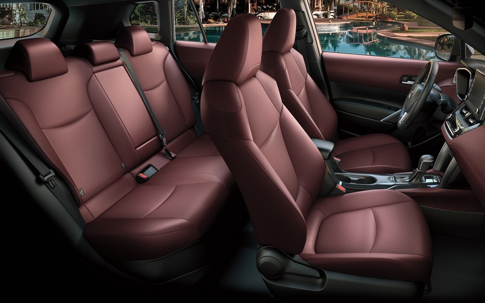 Интерьер Toyota Corolla Cross