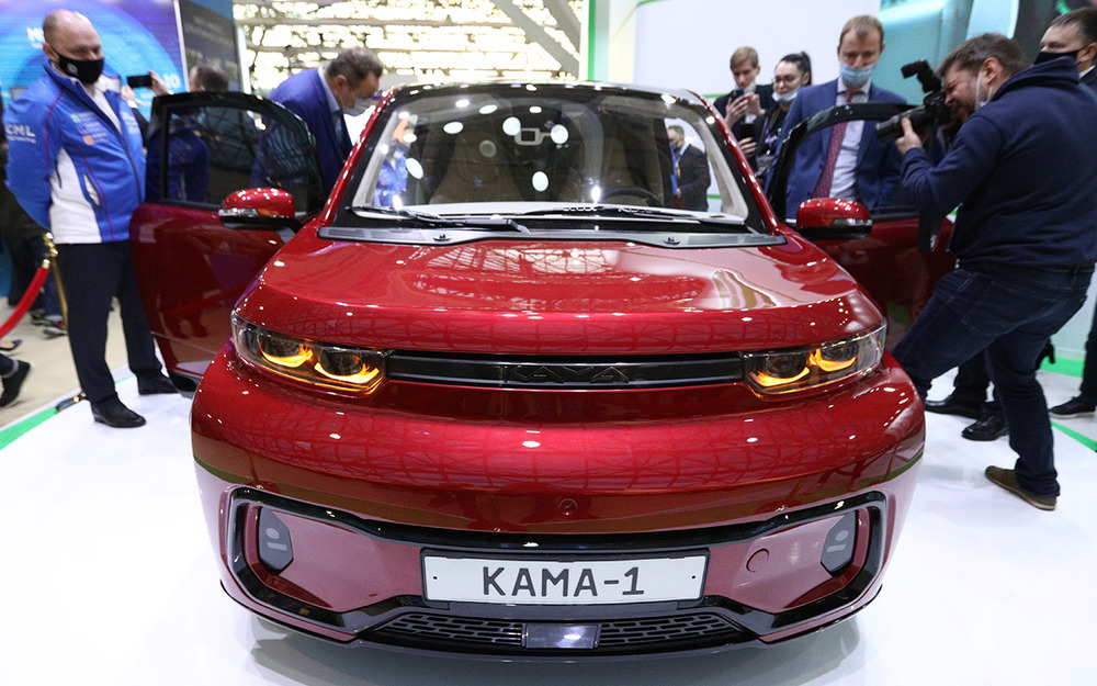 Рассказали, когда дебютирует смарт-кроссовер Кама-1