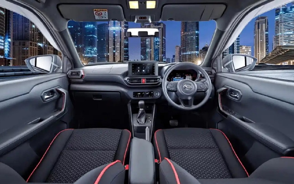 Интерьер Daihatsu Rocky