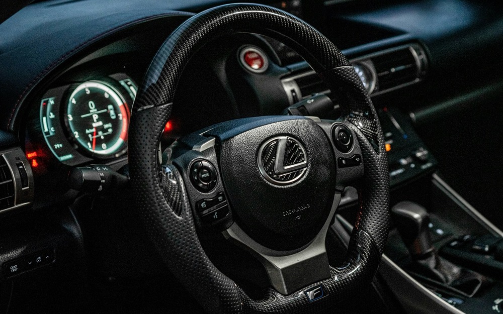 Эти седаны Lexus отличаются надежностью, но к тому же еще и доступны