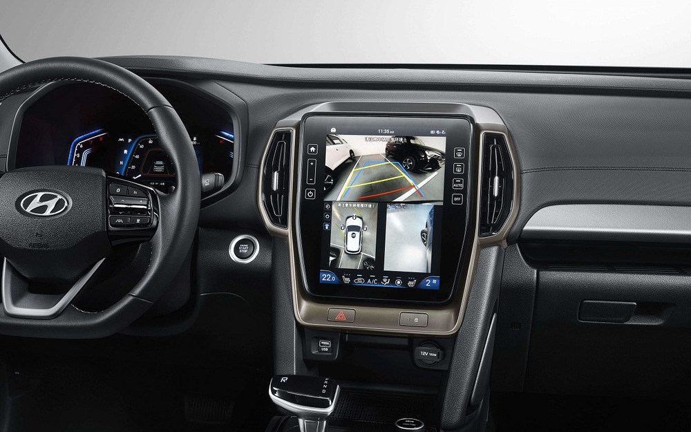 Интерьер Hyundai ix35