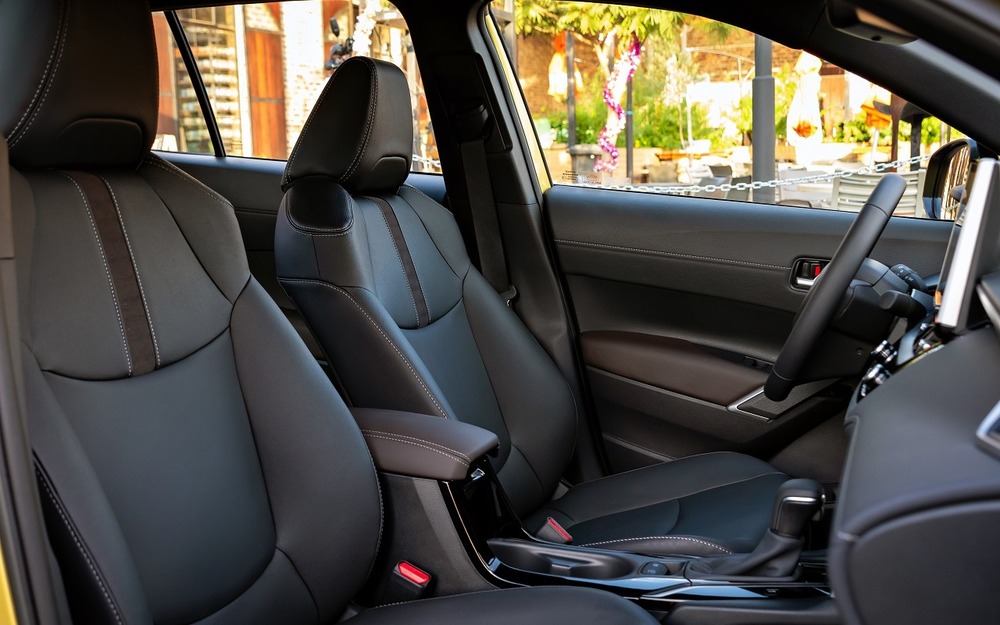 Интерьер Toyota Corolla Cross 2026