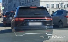 Сфотографированная машина - из первых предсерийных образцов