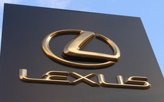 Продажи Lexus в России взлетели почти вдвое: названы модели-лидеры