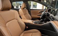 Интерьер Toyota Crown Estate