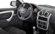 Интерьер Renault Logan
