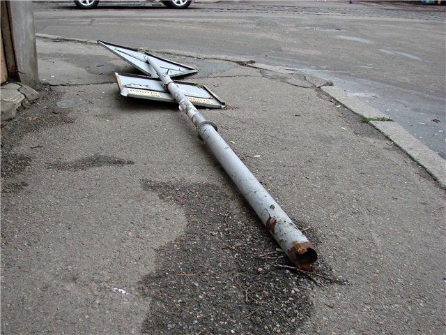Сибиряк отсудил у МВД 240 тысяч за отсутствующие дорожные знаки