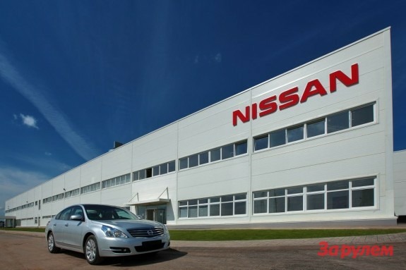 Российский завод Nissan остановил конвейер