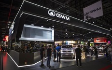 На российском рынке скоро появится новый супервнедорожник: что о нем известно