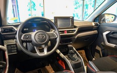 Интерьер Toyota Raize