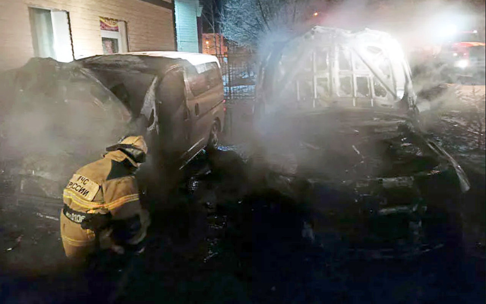 В Амурской области сожгли машины двух депутатов