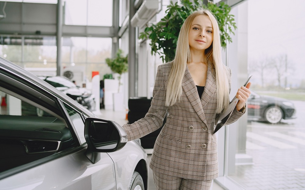 Продажи легковушек в России пошли в рост впервые за долгое время