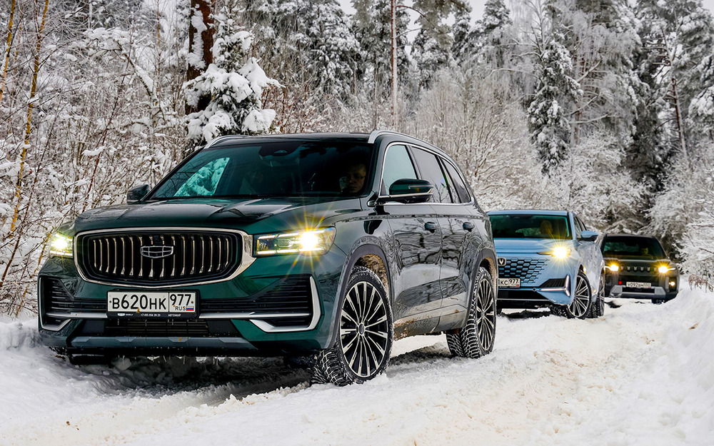 Обновленный бестселлер Джили и конкуренты из Азии: за какой кроссовер не жаль отдать 5 миллионов