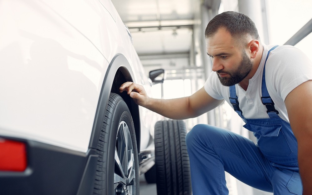 Протектор целый, а шину пора менять - как такое может быть?