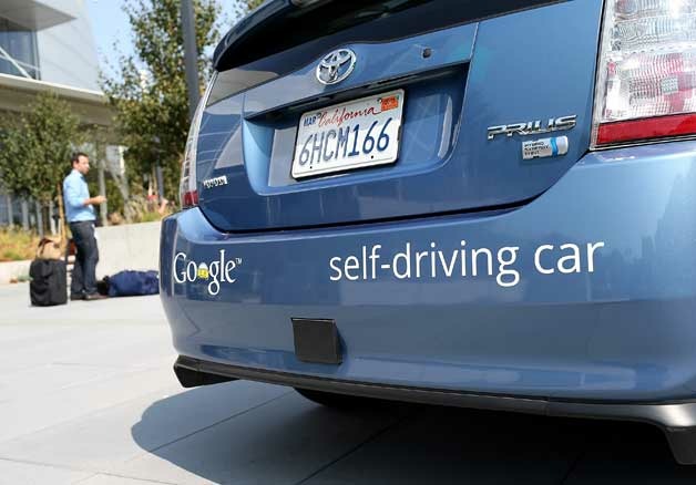 Самоуправляемые Googlе-мобили появятся на дорогах совсем скоро