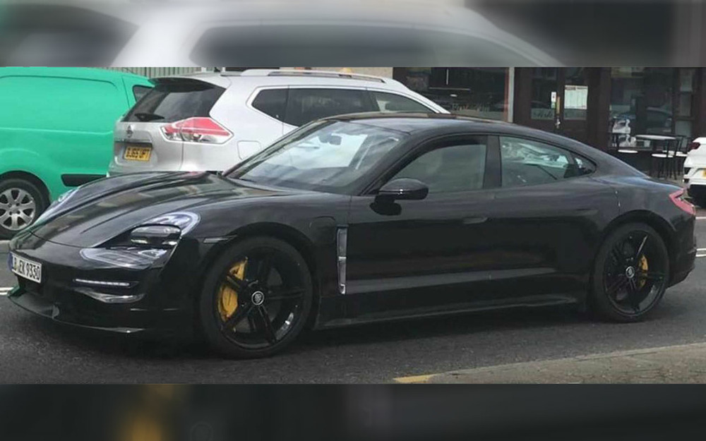 Новый Porsche Taycan: испытания под шильдиком Mercedes-Benz