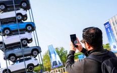 Тест на жесткость конструкции гибридного кроссовера Tiggo 8 CSH