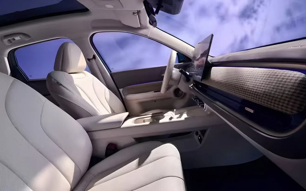 Интерьер Ora 5