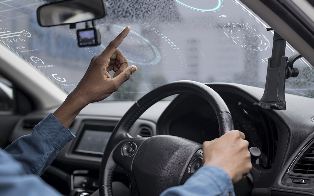 Слухи о запрете праворульных машин в России опровергли