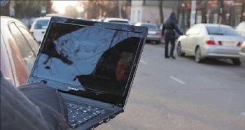 Мошенник не смог продать устройство для отключения автосигнализаций