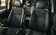 Интерьер Toyota Sienta
