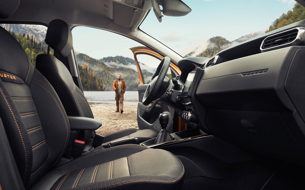 Живучая подвеска, надежные моторы - добротный кроссовер по цене Lada Niva Travel