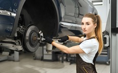 Автомеханики вошли в пятерку самых высокооплачиваемых специалистов