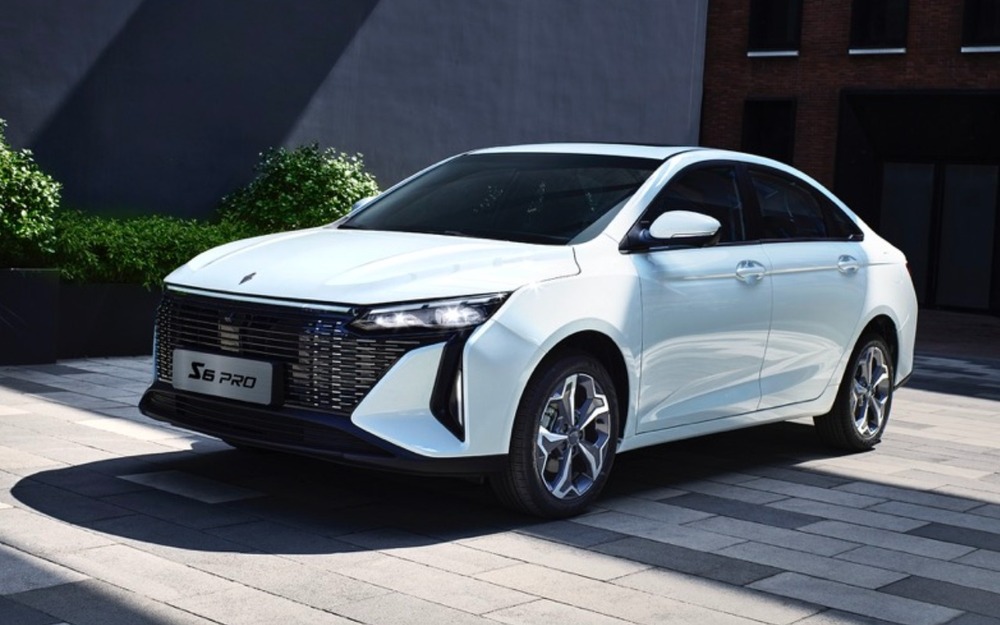 Livan почти распродал одну из трех моделей российской линейки