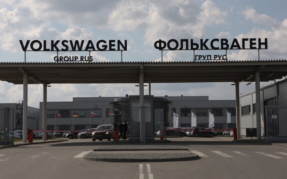Когда заработает бывший завод Volkswagen в Калуге и что будет выпускать - мнения экспертов
