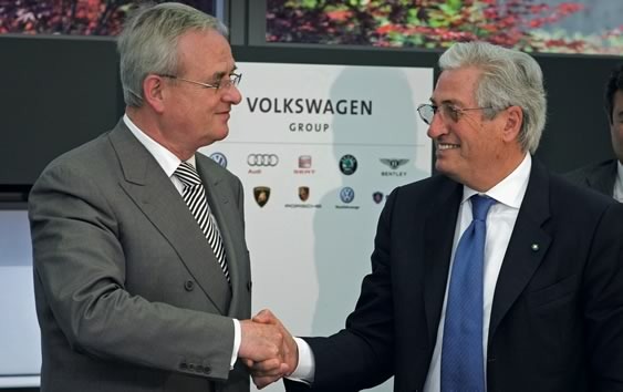  Исполнительный директор Volkswagen Мартин Винтеркорн и основатель Italdesign Джиорджетто Джигьяро