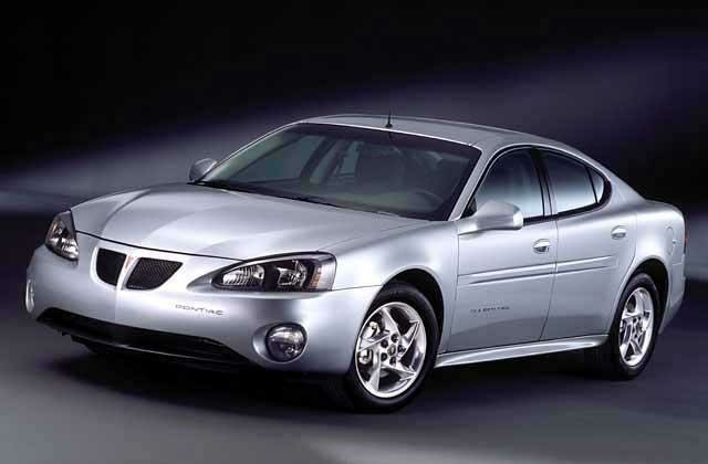 Десяткам тысяч Pontiac и KIA Rio прописали ремонт