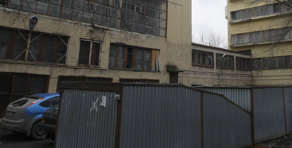 Мужчина украл гараж, чтобы подарить его зятю